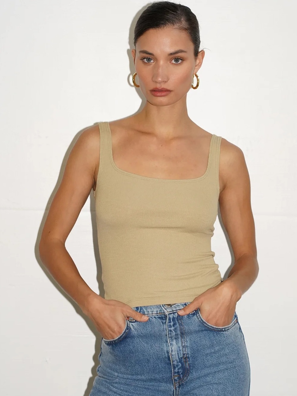 LNA- RIBBED SCOOP NECK TANK - PALE KHAKI Size S